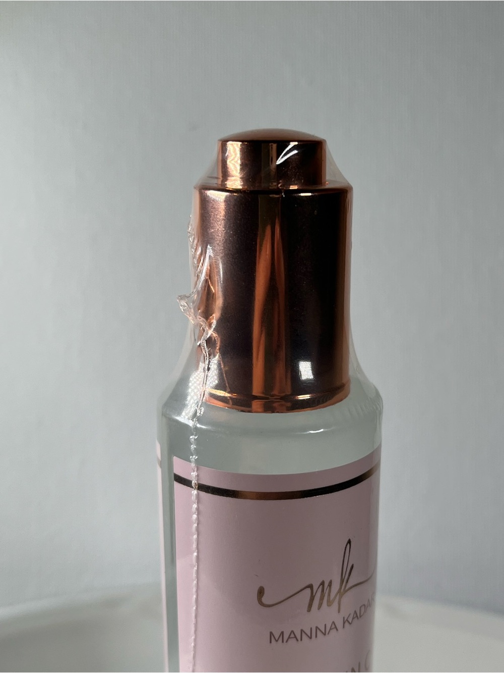 New Sealed Manna Kadar Vitamin C Hyaluronic Acid Night Serum - Picture 5 of 7